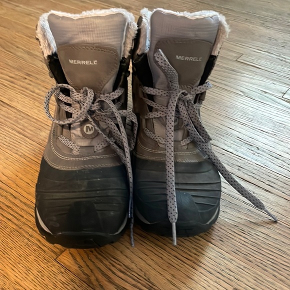 Merrell Shoes - Merrell Womens Boot Sz 8.5
